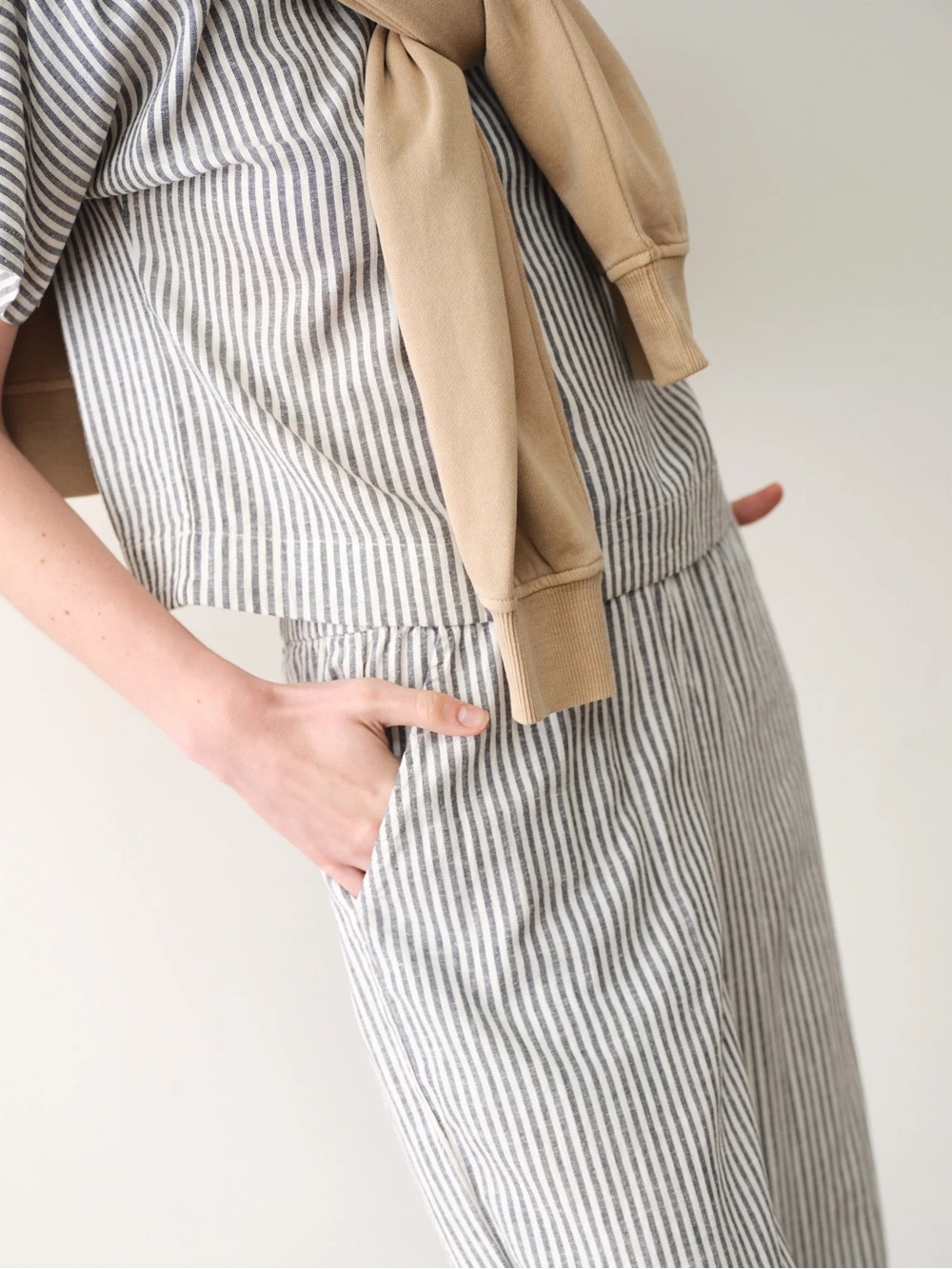 MARINE LAYER Allison Hemp Crop Trouser NEW WITHOUT TAGS NWOT XS Midnight Stripe - Picture 3 of 5